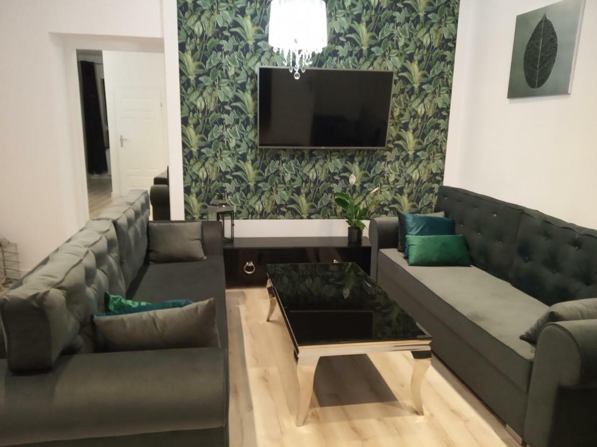 Moonlight Apartament Zielona Góra Extérieur photo