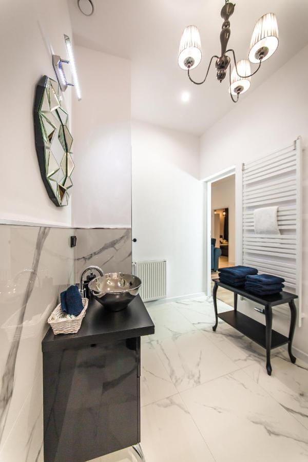 Moonlight Apartament Zielona Góra Extérieur photo
